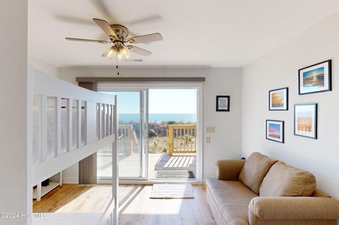 A home in North Topsail Beach