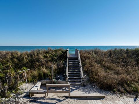 A home in North Topsail Beach