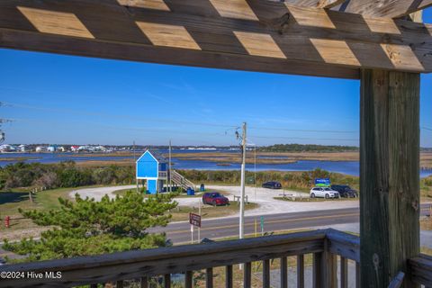 A home in North Topsail Beach