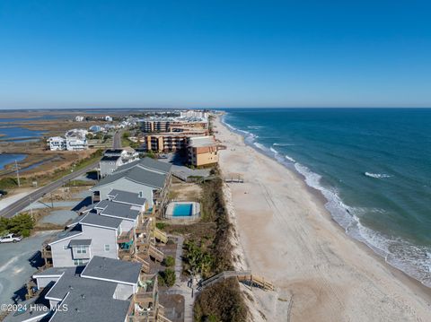 A home in North Topsail Beach