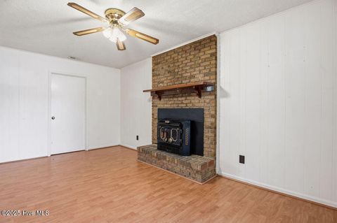 Tiny photo for 307 Walnut Creek Road, Jacksonville, NC 28546 (MLS # 100538404)