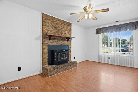 Tiny photo for 307 Walnut Creek Road, Jacksonville, NC 28546 (MLS # 100538404)