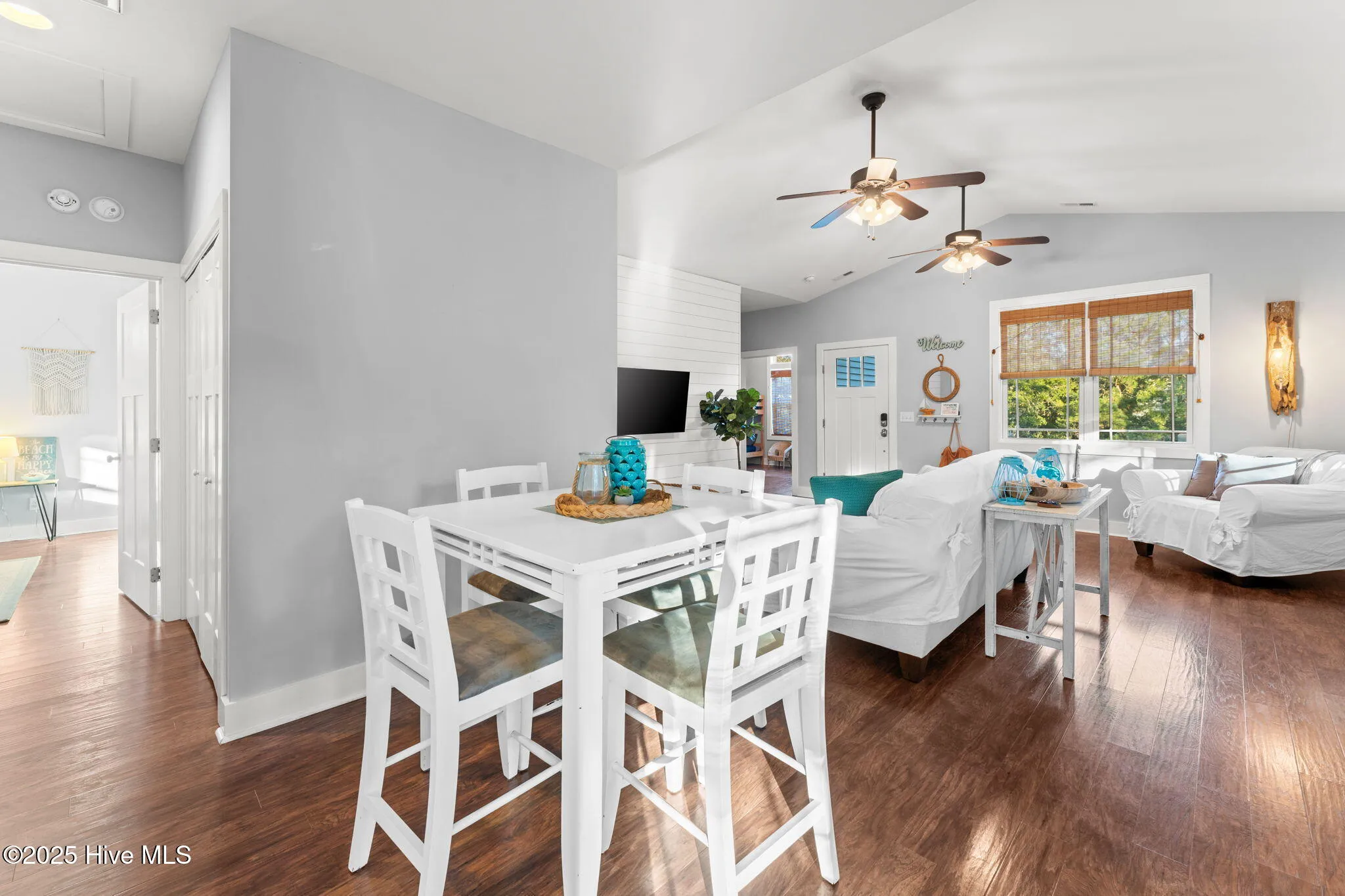 Oak Island, North Carolina 28465, United States, 3 Bedrooms Bedrooms, ,2 BathroomsBathrooms,Residential,Pending,254621