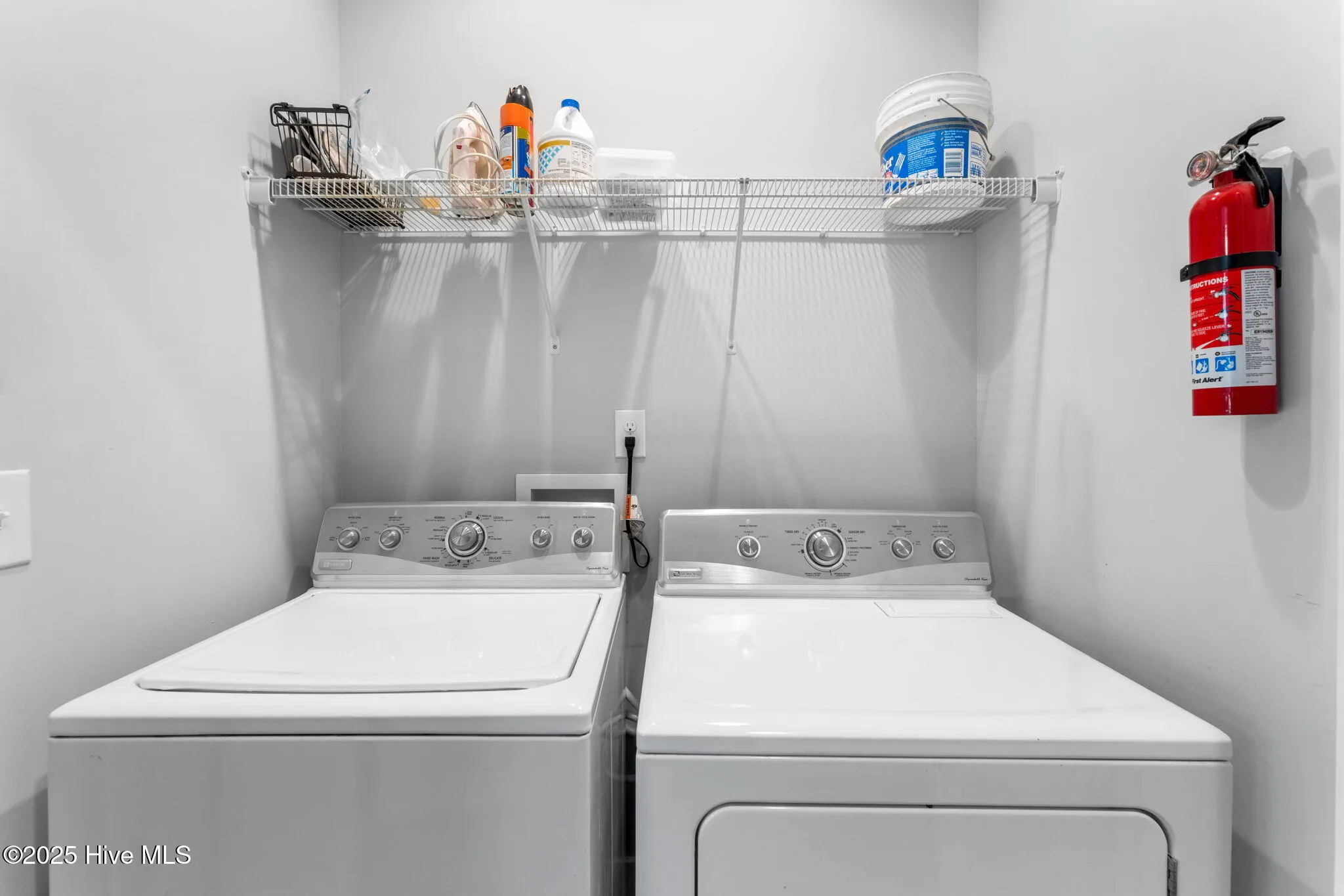 Oak Island, North Carolina 28465, United States, 3 Bedrooms Bedrooms, ,2 BathroomsBathrooms,Residential,Pending,254621