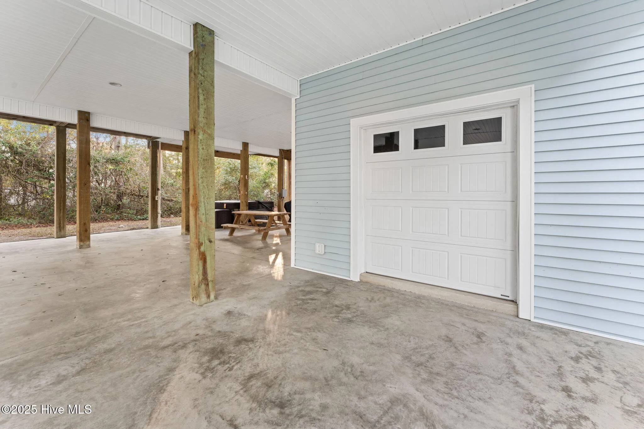 Oak Island, North Carolina 28465, United States, 3 Bedrooms Bedrooms, ,2 BathroomsBathrooms,Residential,Pending,254621