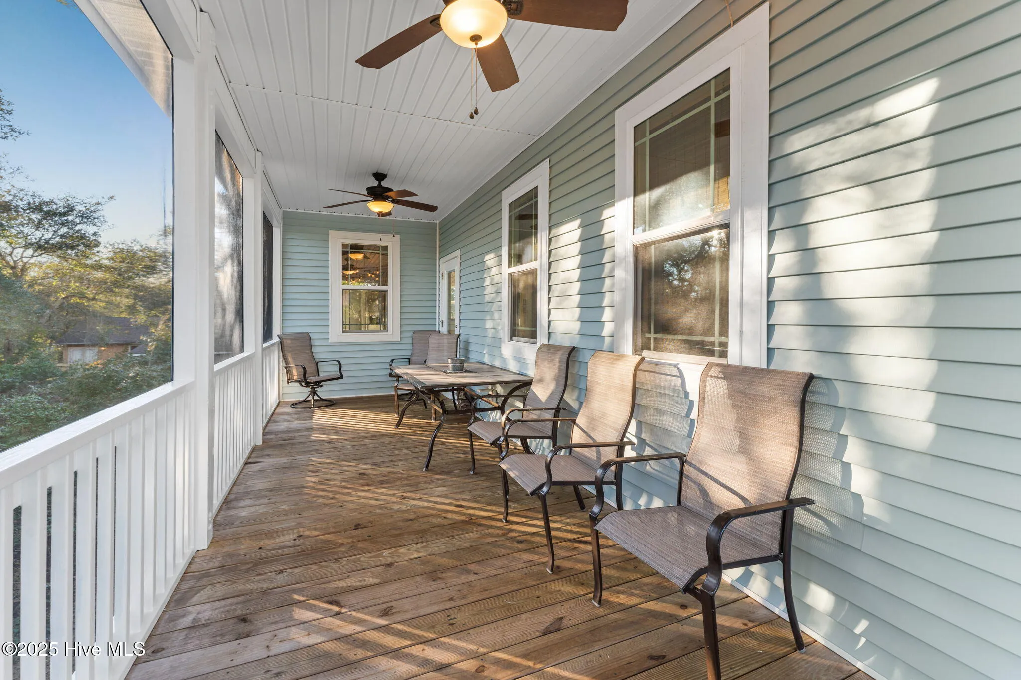 Oak Island, North Carolina 28465, United States, 3 Bedrooms Bedrooms, ,2 BathroomsBathrooms,Residential,Pending,254621