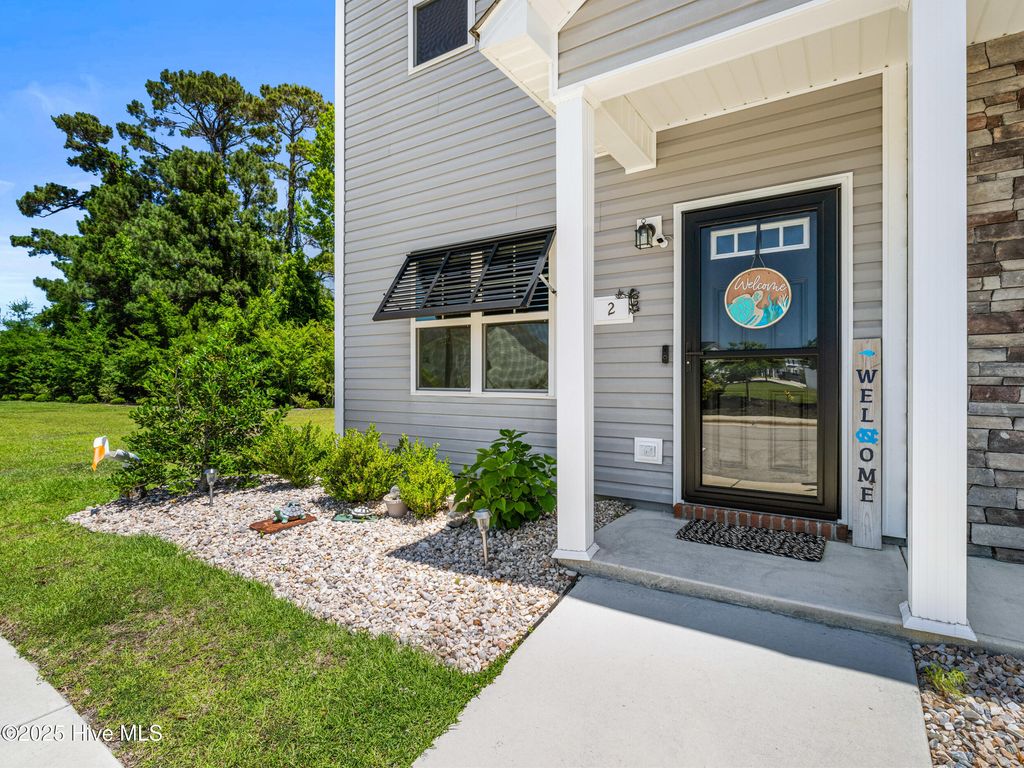 Photo of 2 Catalina Circle, Swansboro, NC 28584 (MLS # 100510836)