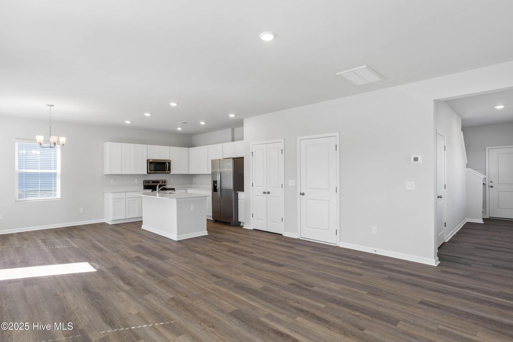 Photo of 164 N Squires Run Lane, Richlands, NC 28574 (MLS # 100504454)