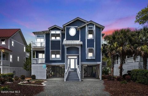 A home in Oak Island