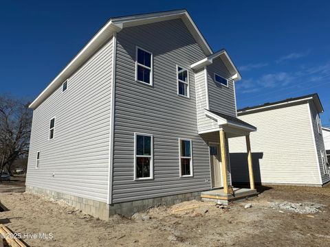 A home in Elizabeth City