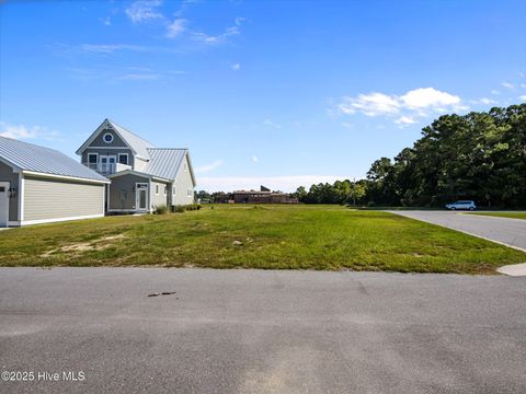 Tiny photo for 6 Ward Road, Swansboro, NC 28584 (MLS # 100528612)