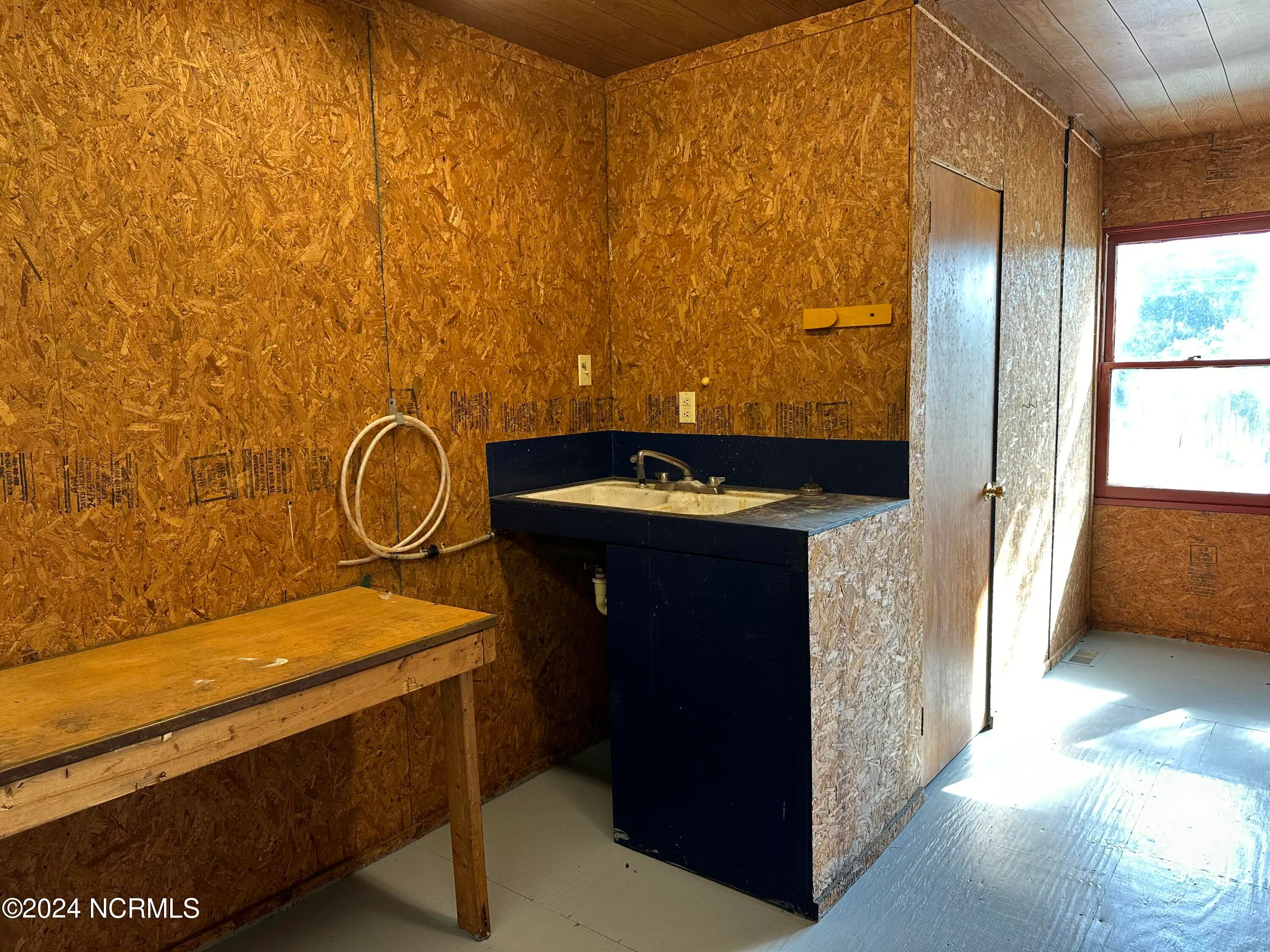 Ayden, North Carolina 28513, United States, 3 Bedrooms Bedrooms, ,2 BathroomsBathrooms,Residential,Pending,47490