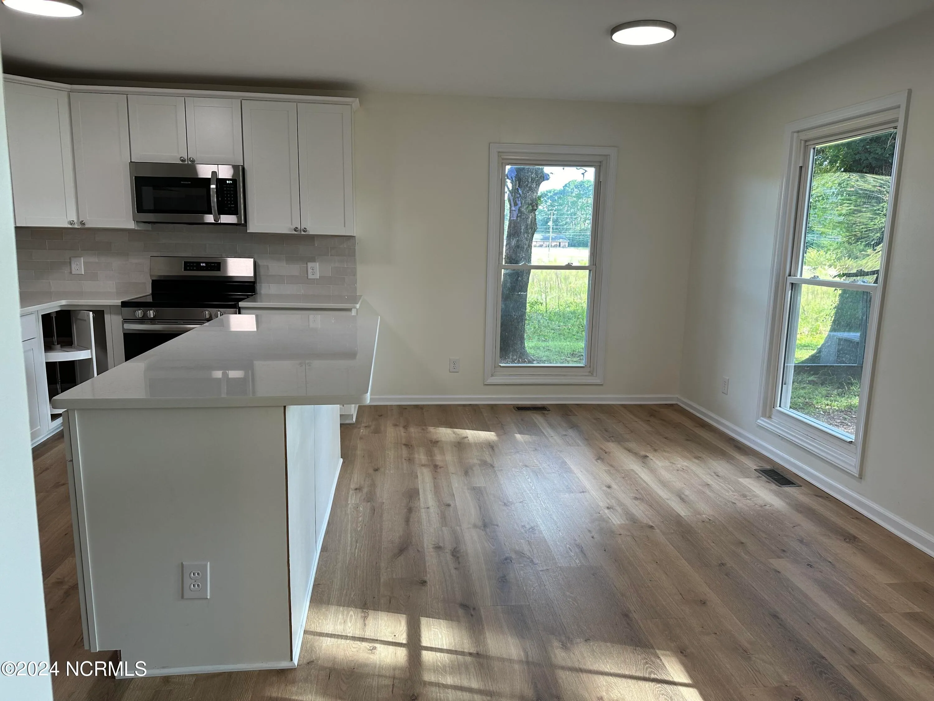 Ayden, North Carolina 28513, United States, 3 Bedrooms Bedrooms, ,2 BathroomsBathrooms,Residential,Pending,47490