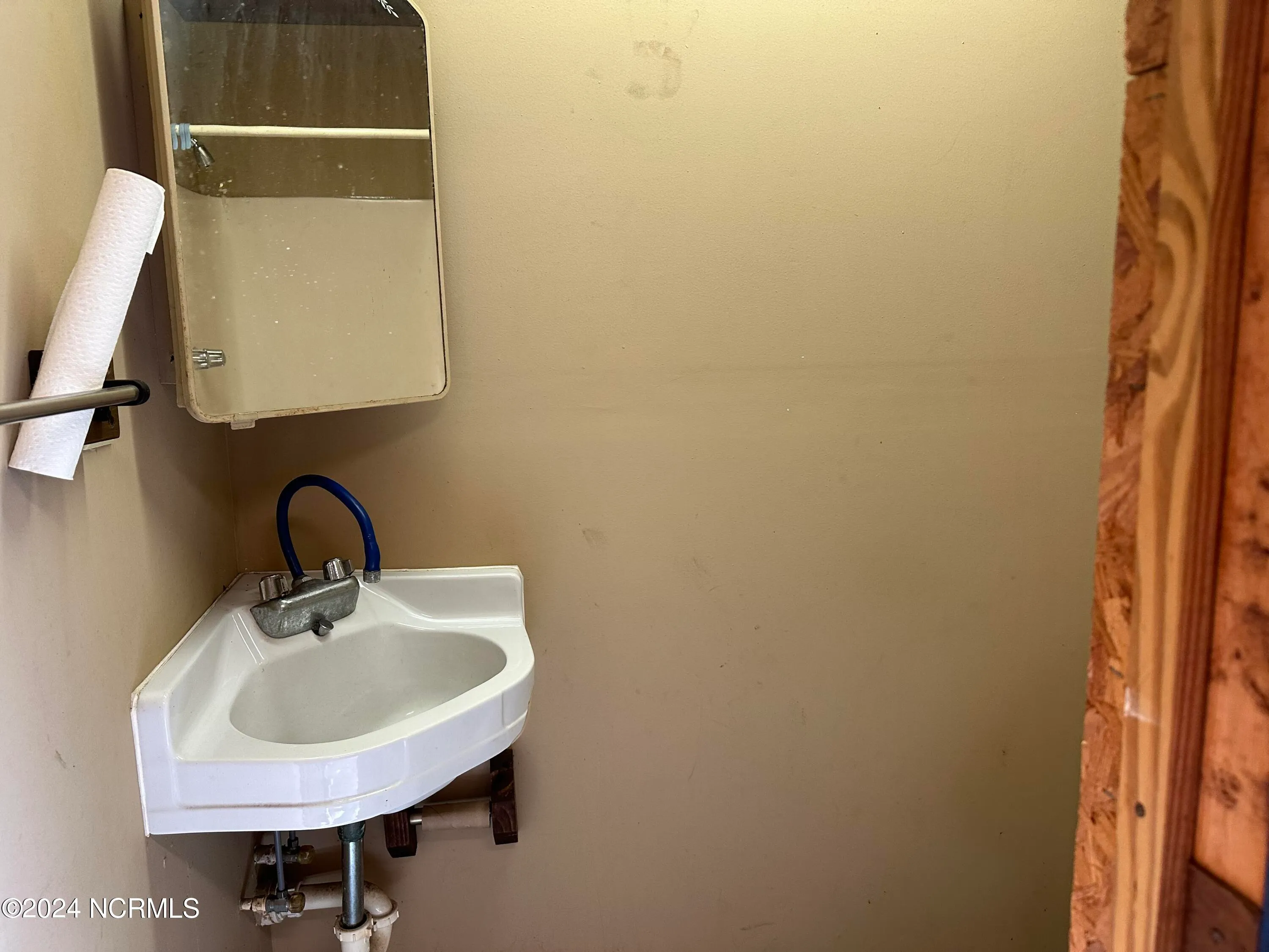 Ayden, North Carolina 28513, United States, 3 Bedrooms Bedrooms, ,2 BathroomsBathrooms,Residential,Pending,47490