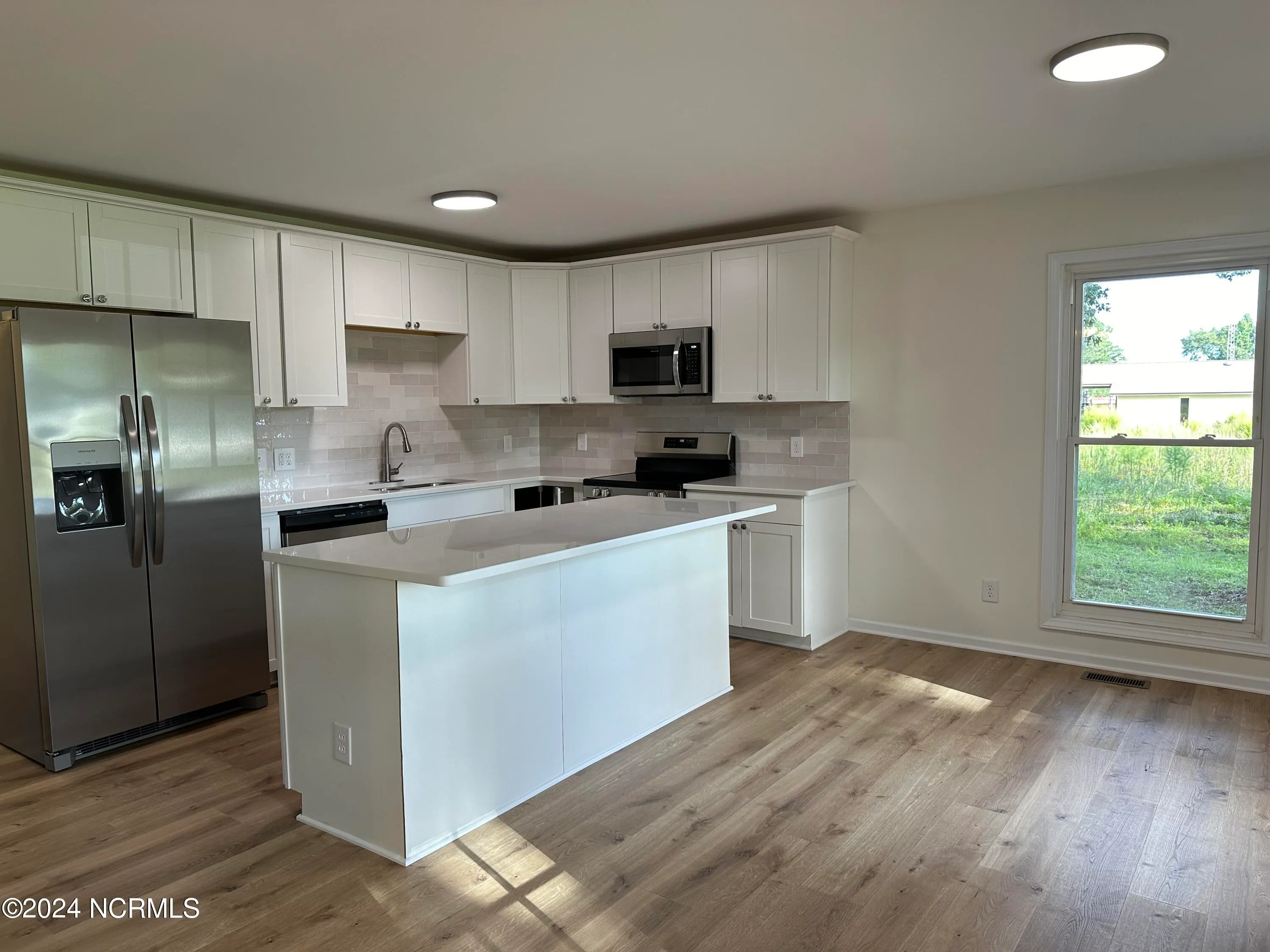 Ayden, North Carolina 28513, United States, 3 Bedrooms Bedrooms, ,2 BathroomsBathrooms,Residential,Pending,47490