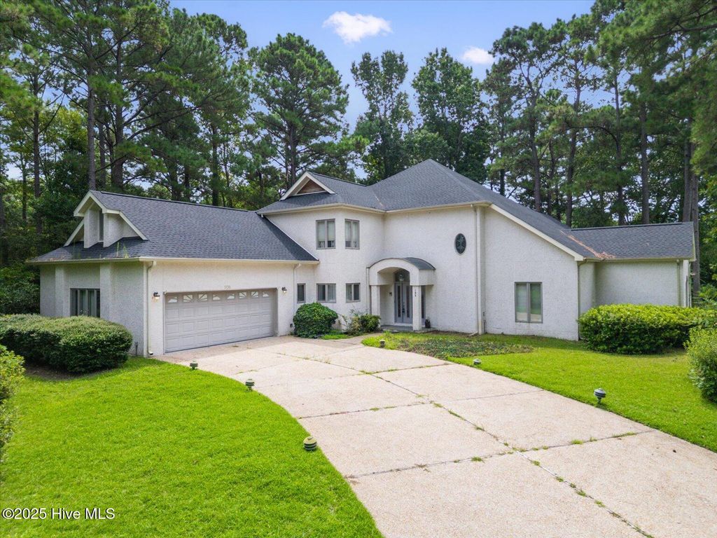 Photo of 108 Rollingwood Circle, Sneads Ferry, NC 28460 (MLS # 100527258)