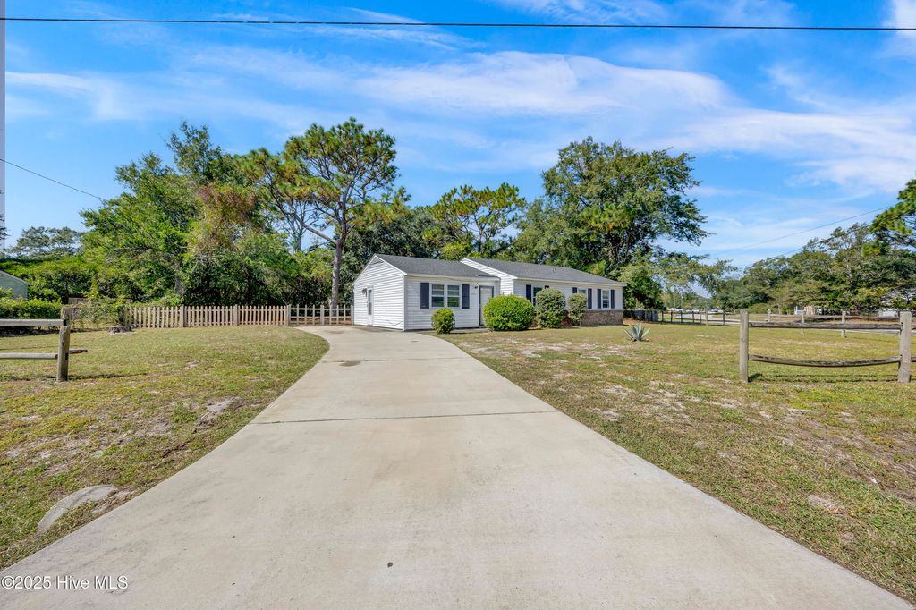 Photo of 209 Lancaster Road, Wilmington, NC 28409 (MLS # 100531369)