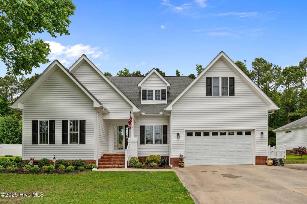 Photo of 171 Adams Lane, Washington, NC 27889 (MLS # 100506163)