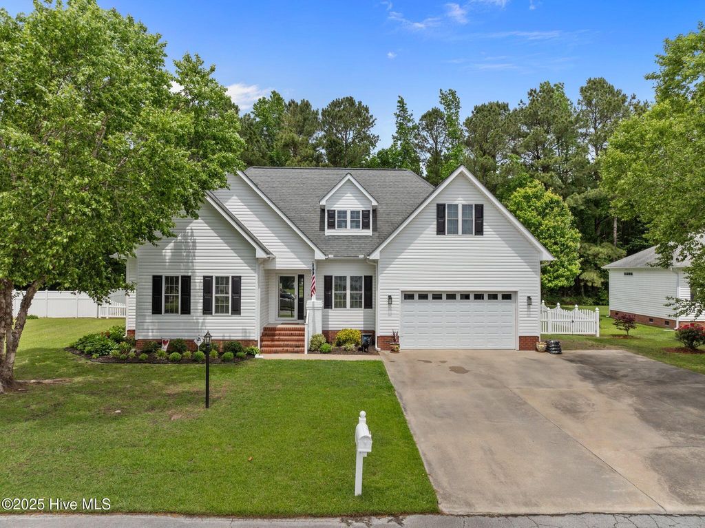Photo of 171 Adams Lane, Washington, NC 27889 (MLS # 100506163)