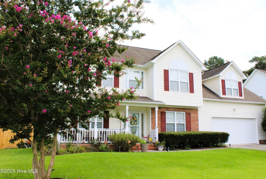 Photo of 302 Altavista Loop, Jacksonville, NC 28546 (MLS # 100520140)