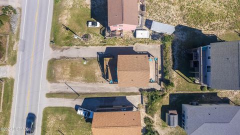 A home in North Topsail Beach