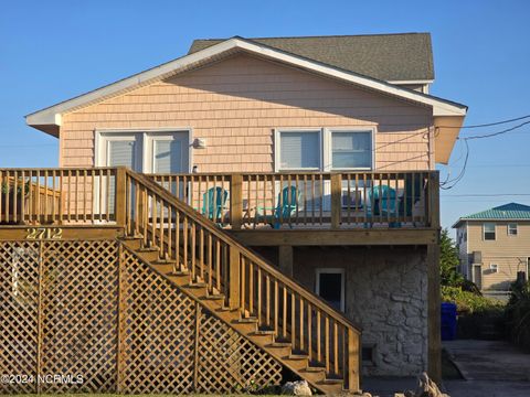 A home in North Topsail Beach