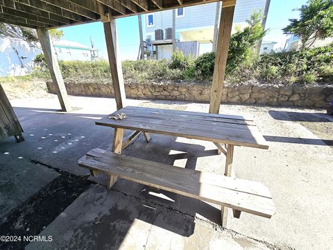 A home in North Topsail Beach