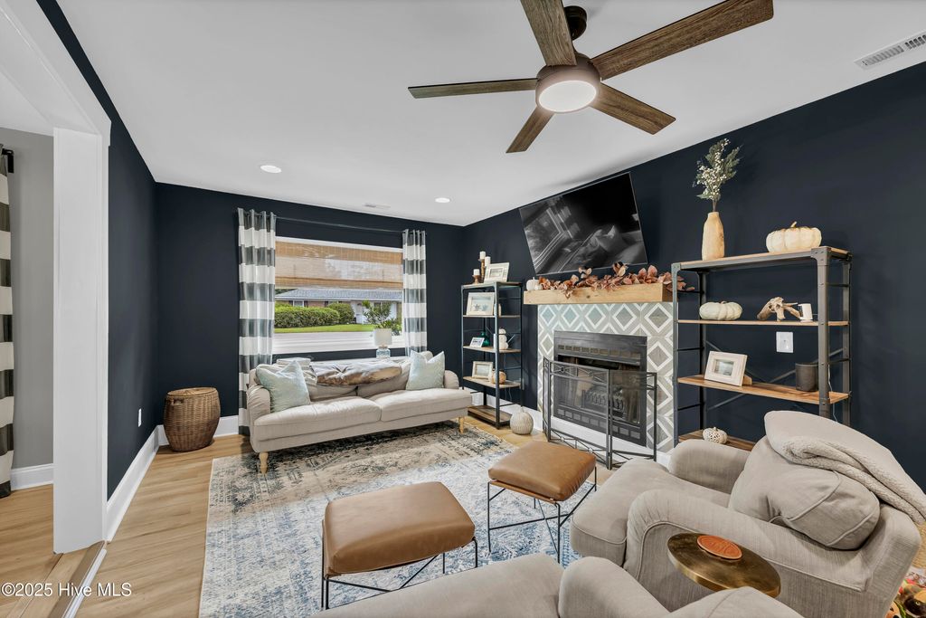 Photo of 706 Argonne Court, Wilmington, NC 28412 (MLS # 100530168)