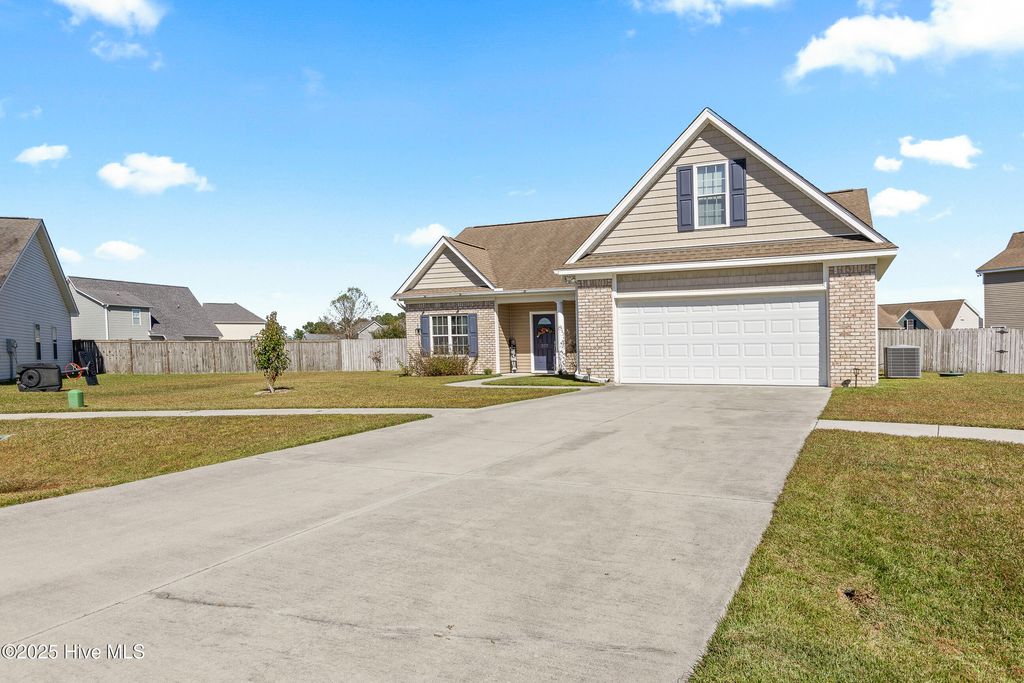 Photo of 207 Sunstone Court, Jacksonville, NC 28546 (MLS # 100537818)