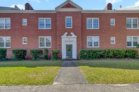 Photo of 2940 Oleander Drive #A5, Wilmington, NC 28403 (MLS # 100534862)