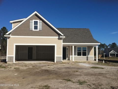 A home in Leland