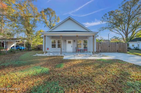 Photo of 110 S McCullen Street, Burgaw, NC 28425 (MLS # 100543290)