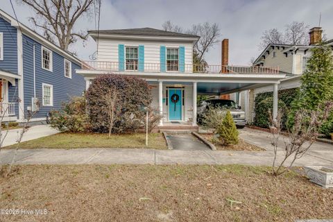 Tiny photo for 414 E 2nd Street, Washington, NC 27889 (MLS # 100537652)