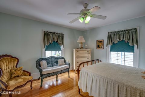 Tiny photo for 414 E 2nd Street, Washington, NC 27889 (MLS # 100537652)