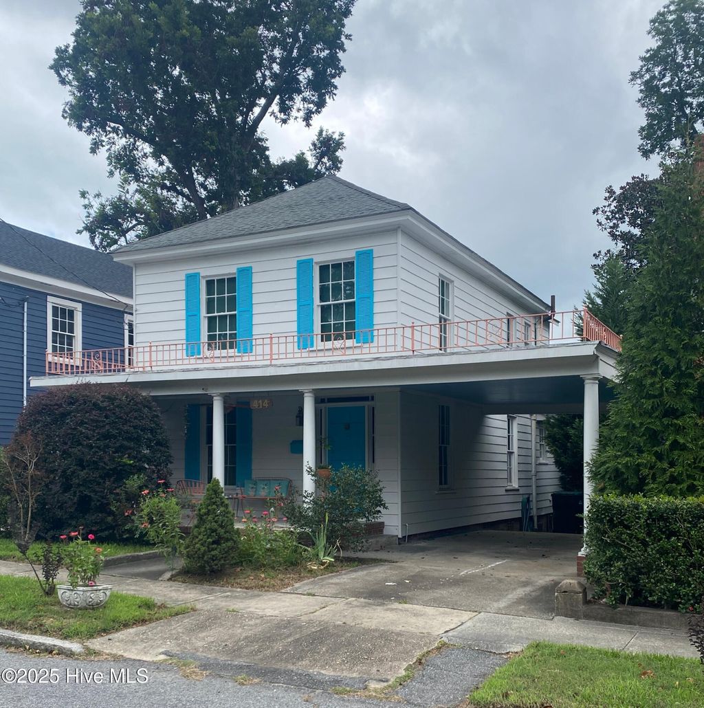 Photo of 414 E 2nd Street, Washington, NC 27889 (MLS # 100537652)