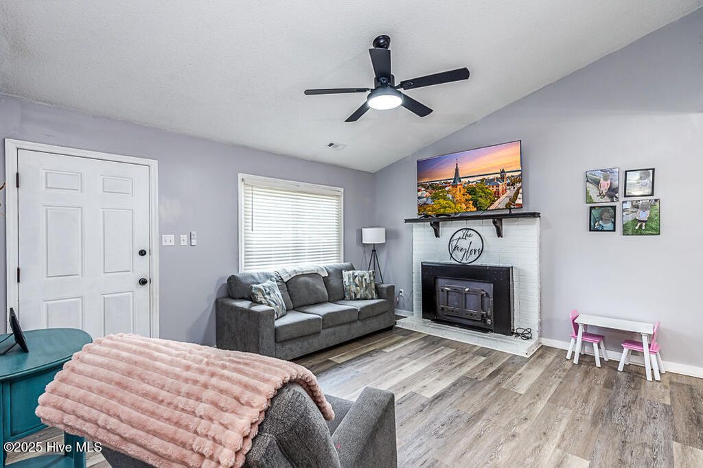 Photo of 810 Halifax Circle, New Bern, NC 28562 (MLS # 100525442)