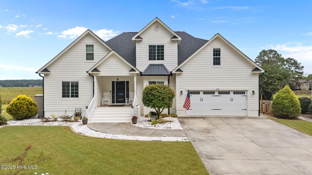 Photo of 551 Ivy Circle, Vass, NC 28394 (MLS # 100530839)