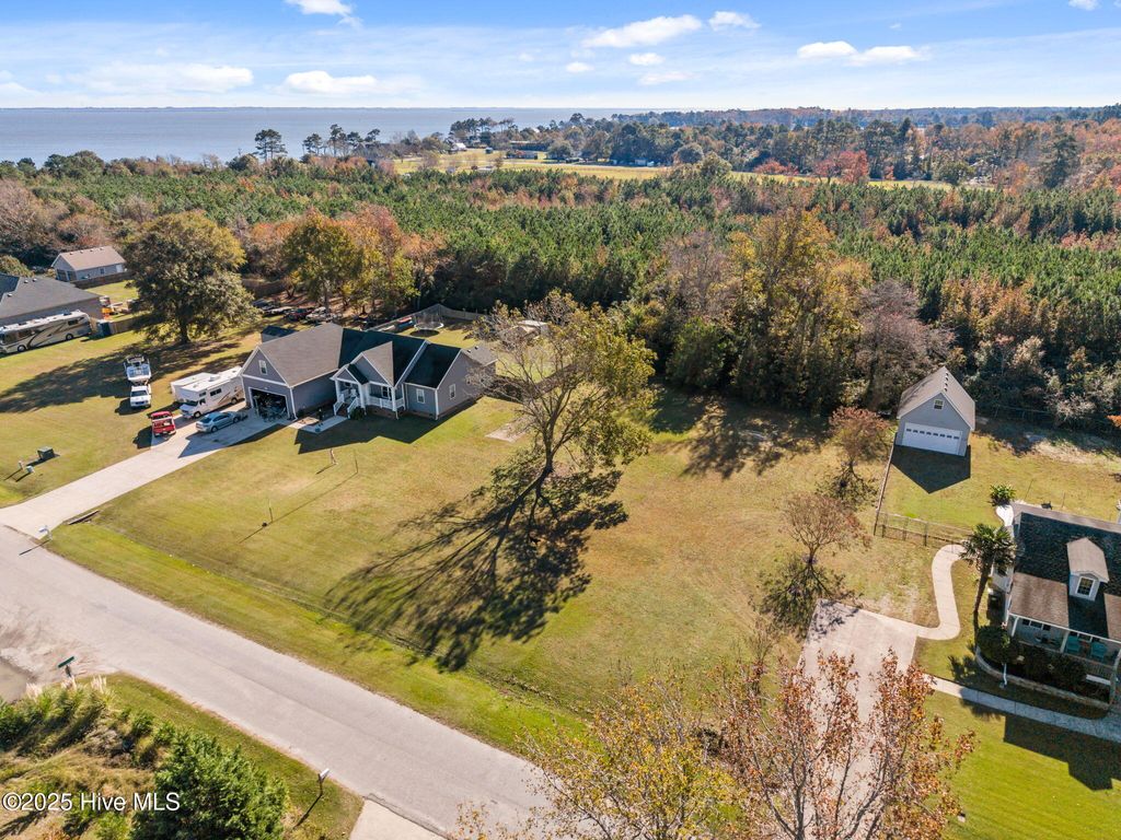 Photo of 117 Lighthouse View, Aydlett, NC 27916 (MLS # 100541198)