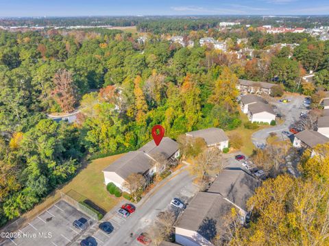 Tiny photo for 522 S Kerr Avenue #Apt 77, Wilmington, NC 28403 (MLS # 100542371)