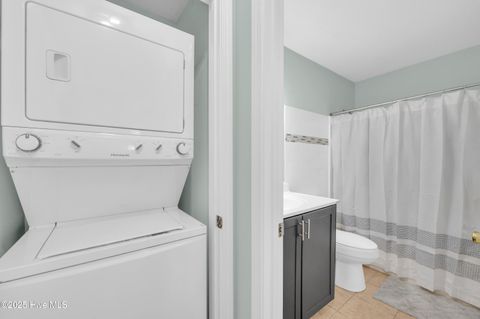 Tiny photo for 522 S Kerr Avenue #Apt 77, Wilmington, NC 28403 (MLS # 100542371)