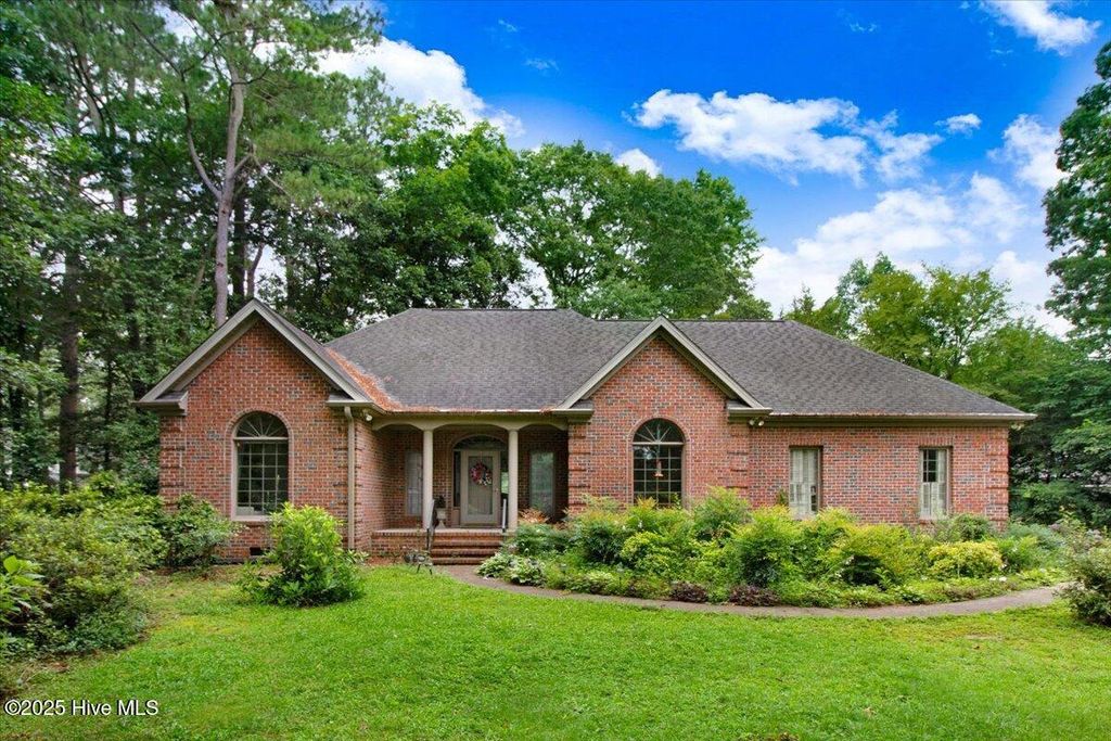 Photo of 104 Tall Pines Place, Goldsboro, NC 27534 (MLS # 100515400)