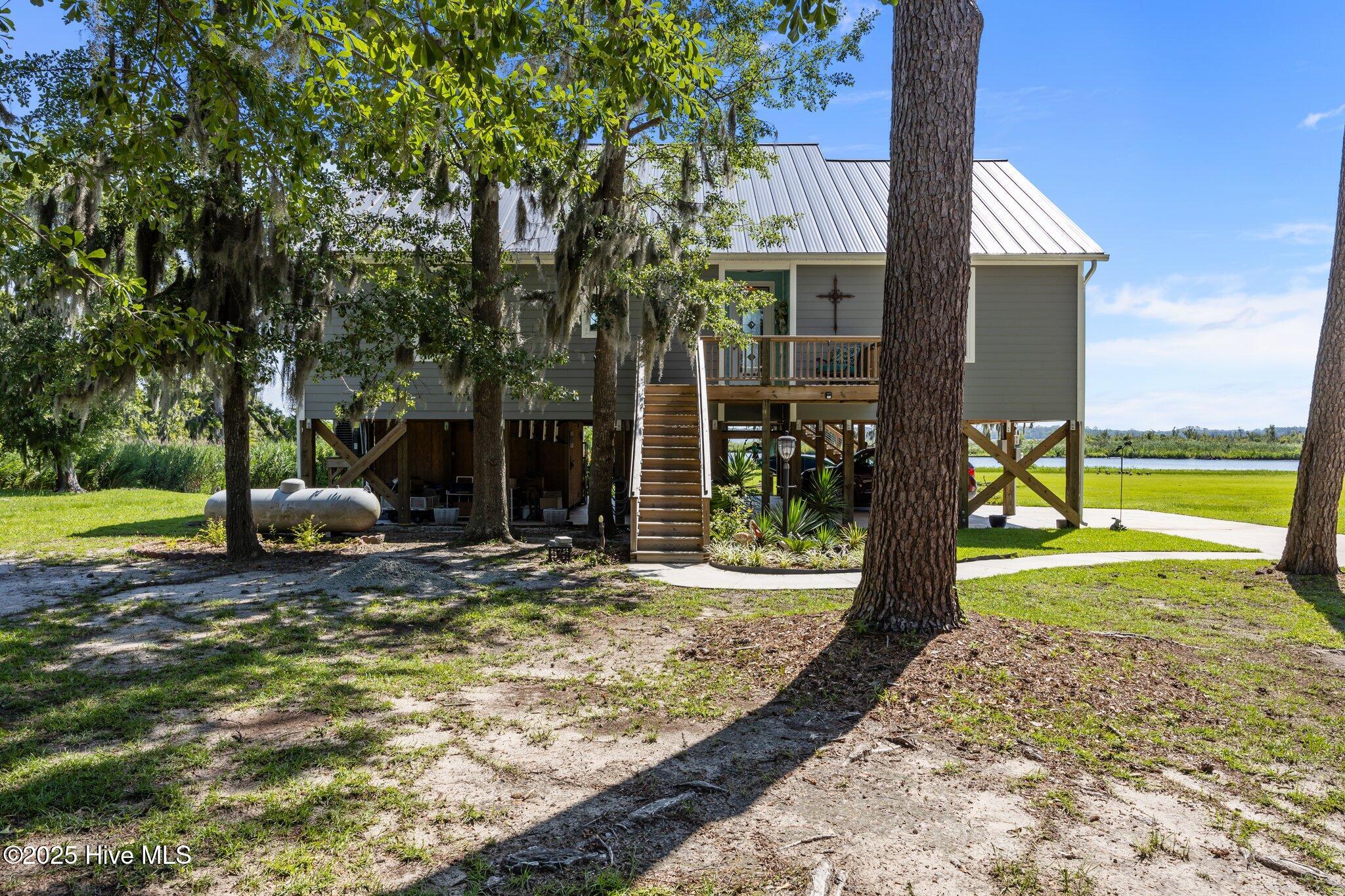 305 Rennys Creek Drive