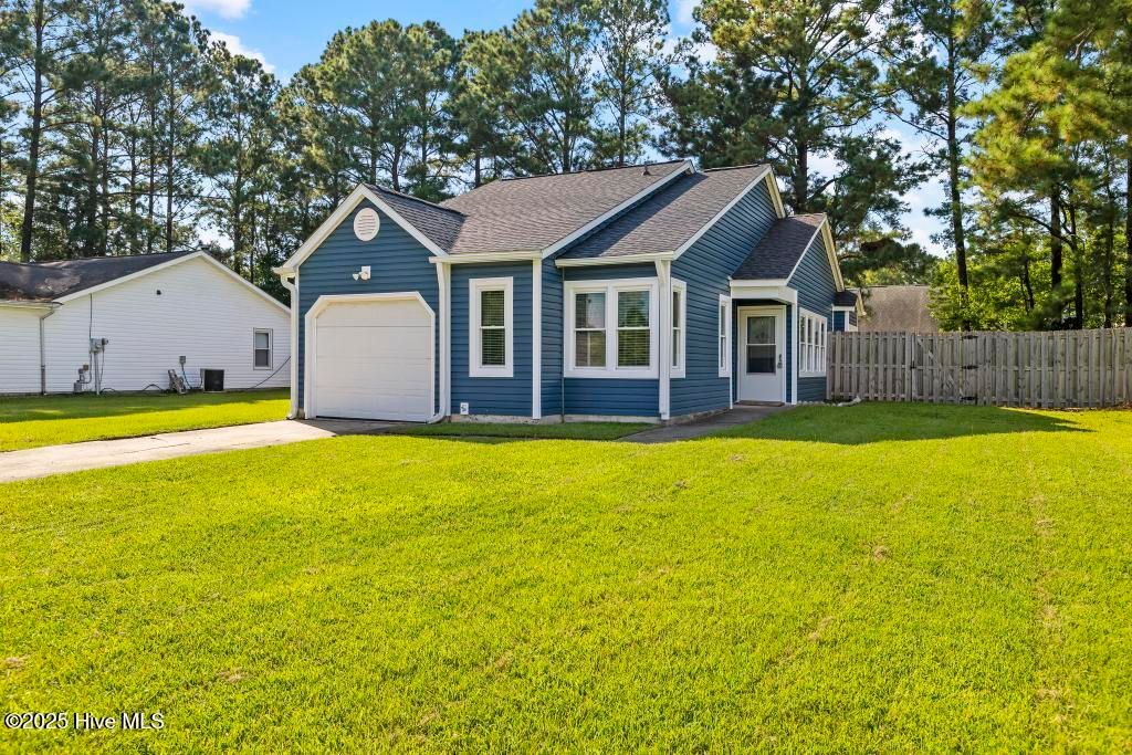 Photo of 498 Hemlock Drive, Jacksonville, NC 28546 (MLS # 100528598)