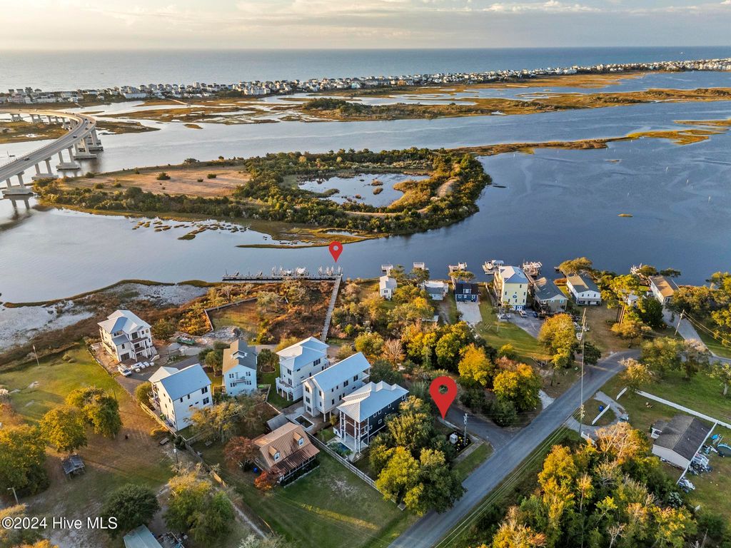 Photo of 1 Diamond Point Court, Surf City, NC 28445 (MLS # 100473570)