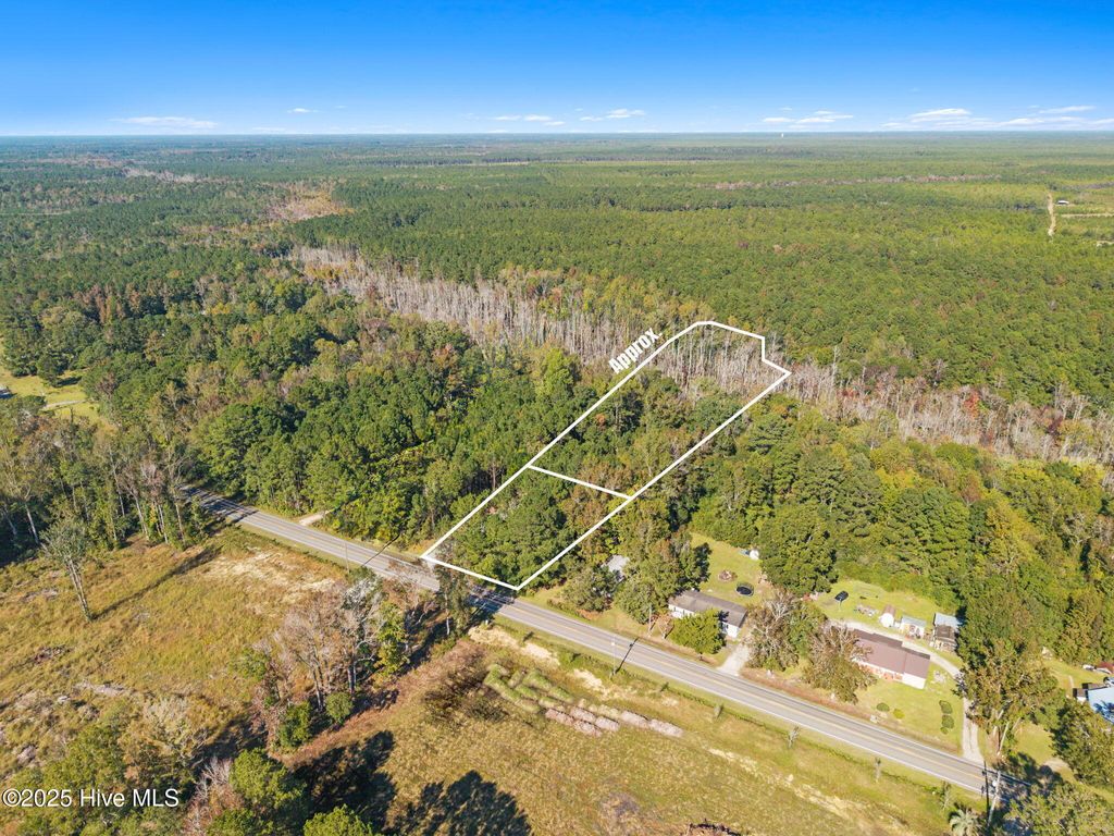 Photo of 23 Midway Road SE, Bolivia, NC 28422 (MLS # 100523359)