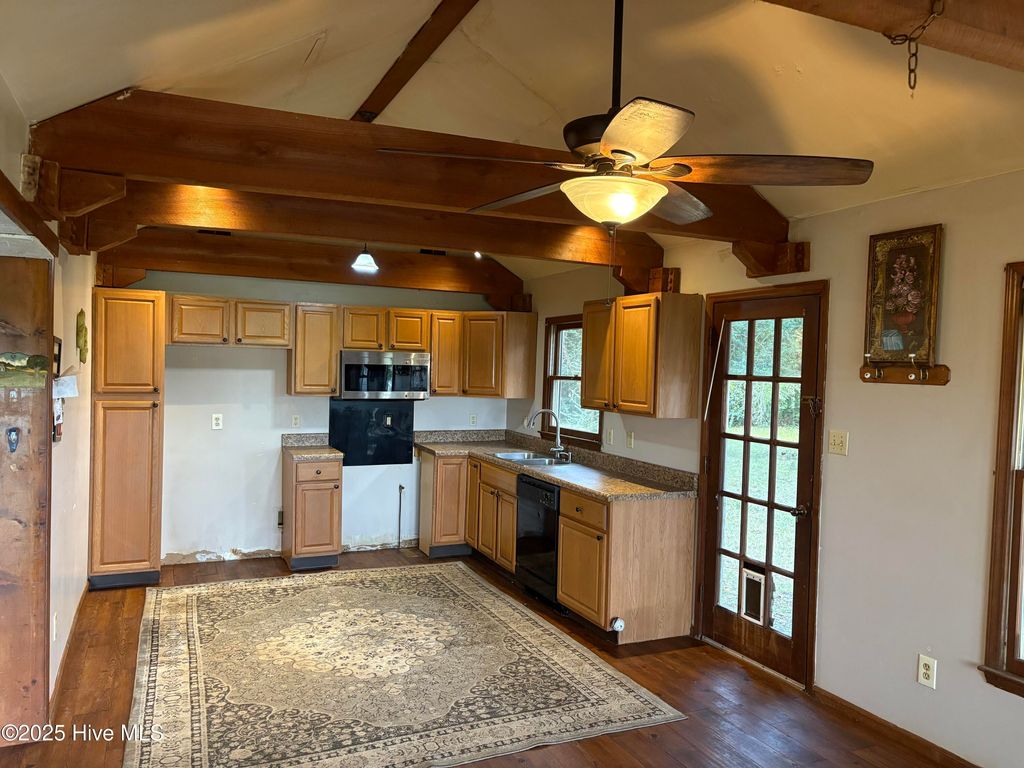 Photo of 133 Madison Lane, Trenton, NC 28585 (MLS # 100536318)