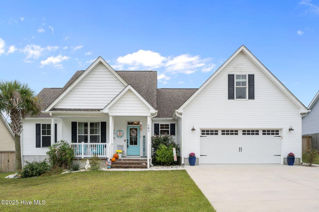 Photo of 502 Diamond Ridge Court, Hubert, NC 28539 (MLS # 100536595)