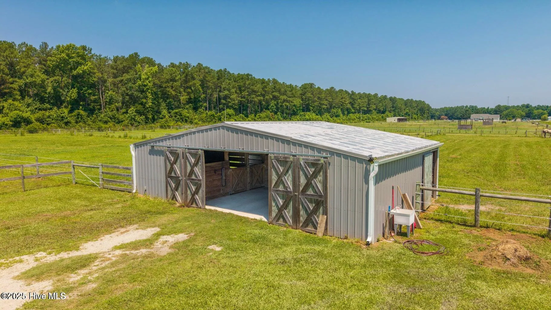 Burgaw, North Carolina 28425, United States, 3 Bedrooms Bedrooms, ,2 BathroomsBathrooms,Residential,Active,215348