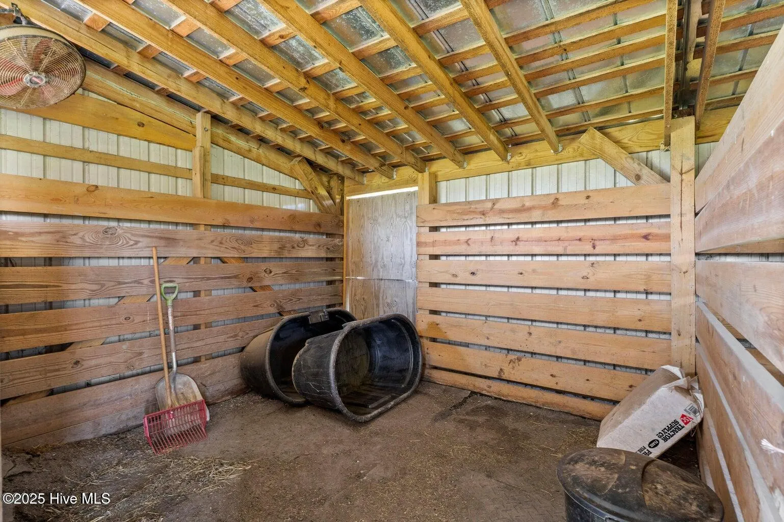 Burgaw, North Carolina 28425, United States, 3 Bedrooms Bedrooms, ,2 BathroomsBathrooms,Residential,Active,215348