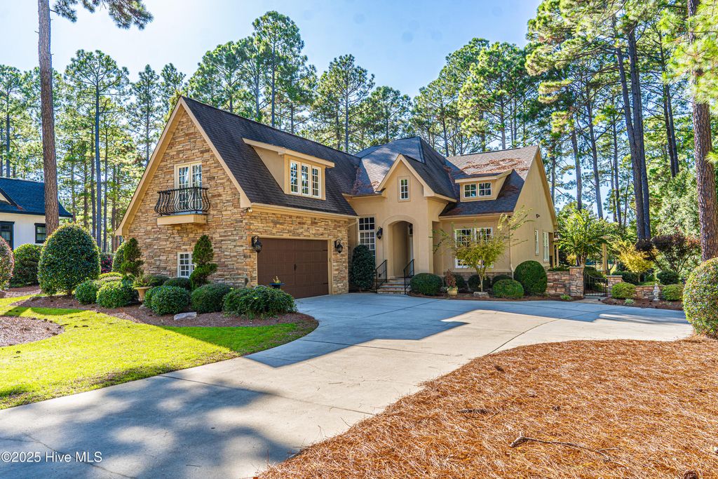Photo of 18 Augusta Drive, Southern Pines, NC 28387 (MLS # 100538590)